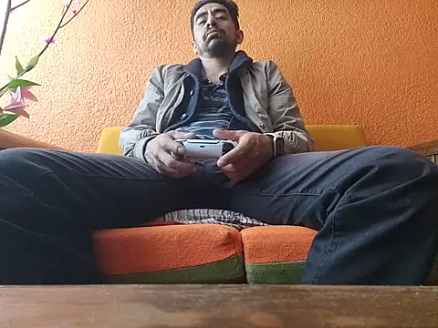 MexaCamGuy live cam on StripChat