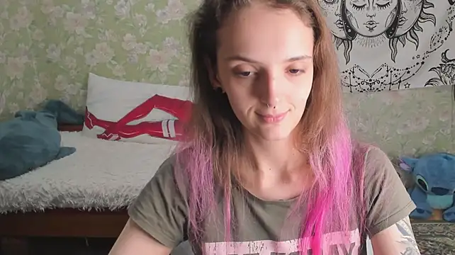 Cutie_Adelia live cam on StripChat