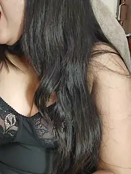 Aysha_69
