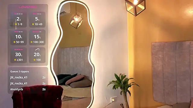 ninaa_james webcam