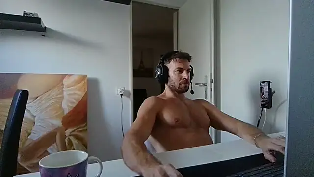 alpha-hunk
