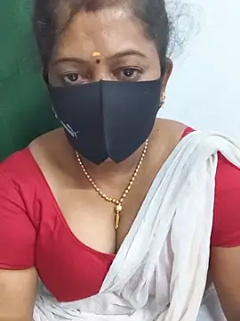 tamilrose143 live cam on StripChat