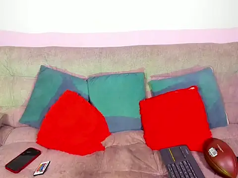 Angel_Dustt1 live cam on StripChat