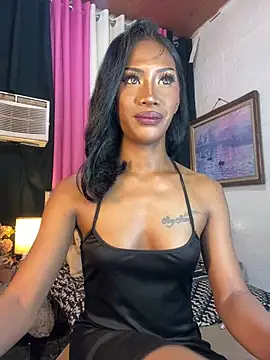 Tarah_victoria_collins live cam on StripChat