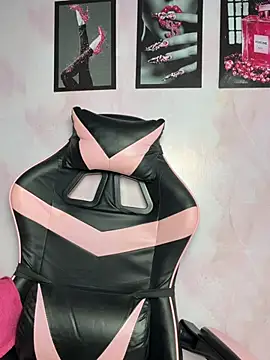 Mel_PinkBR