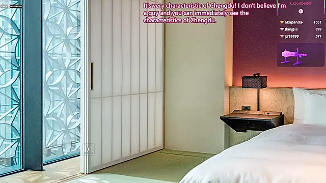 Youth3_ webcam
