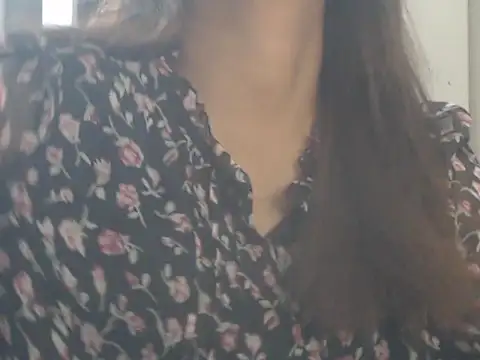 NancyRuvi live webcam
