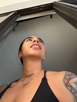 sophierooy22 live webcam