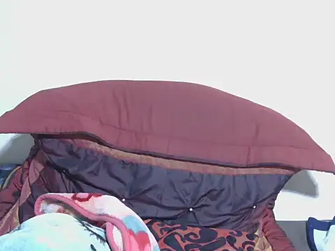 GucciladyXXXX webcam
