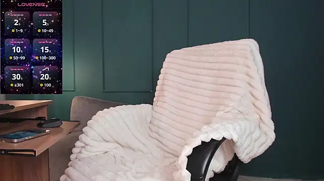 Milan_saint live sex cam