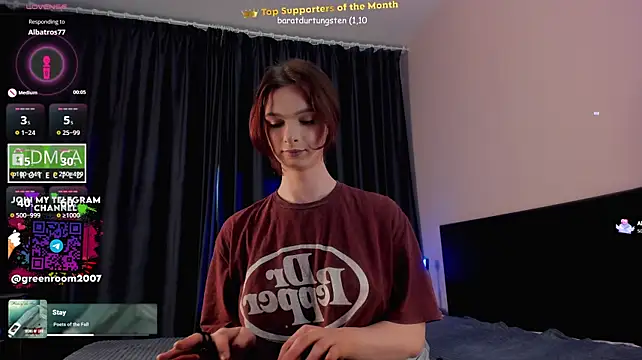 Lee_Loo live sex cam
