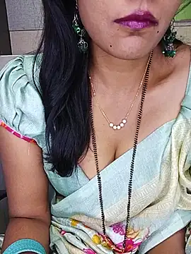 Deepa_kannadatelugu live cam on StripChat