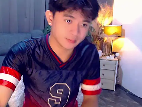 nautyboybrazeen_143 (M twink) - public cum