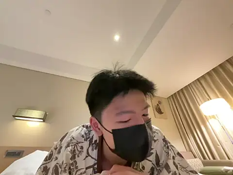 bbbbrighan (M twink) - Eating