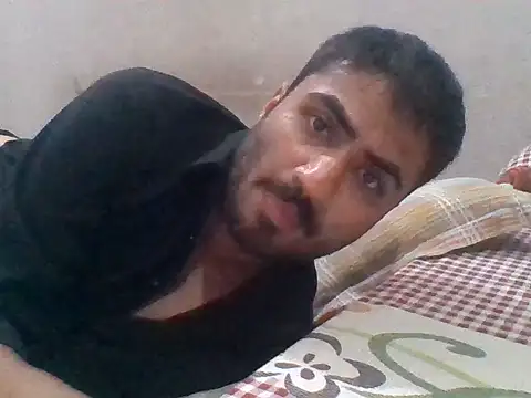 rooh_afza_22 (M young) - Wanna become a makup artist (Rs 100000)