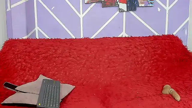 Nahomi_hot_77 live sex cam