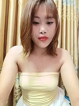 Lucky_lucky2k live cam on StripChat