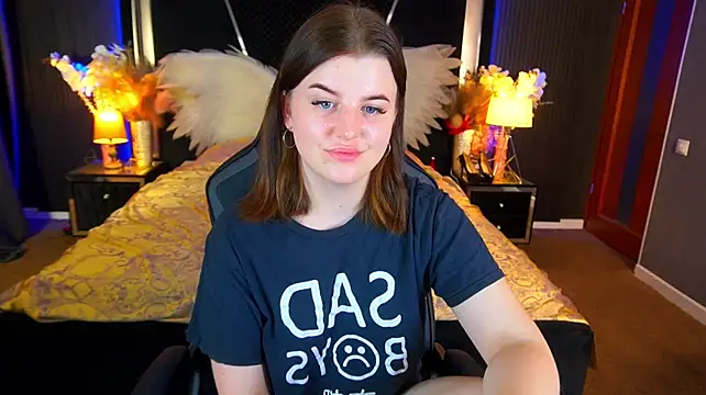 KristiFoxy live sex cam