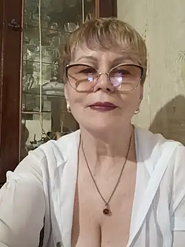 SophieBurns live sex cam