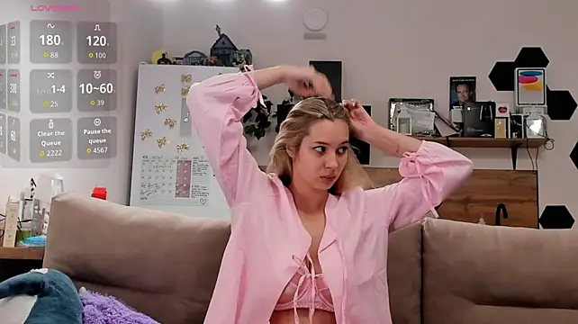 Hot__K live cam on StripChat
