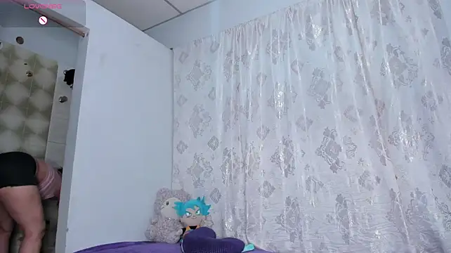 kyliewilso live cam on StripChat