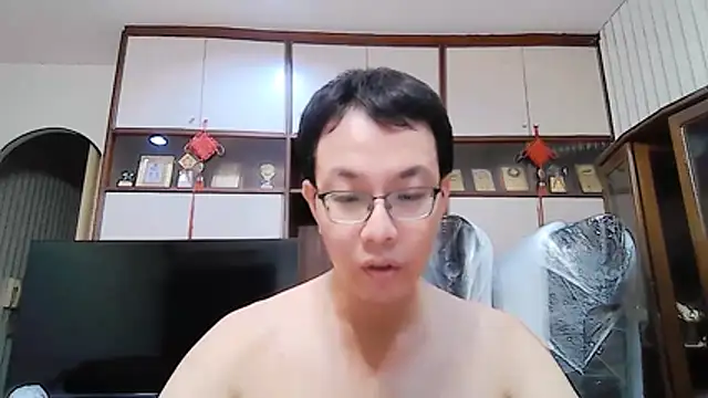 poter77112 (Ask my age) - show penis  秀屌