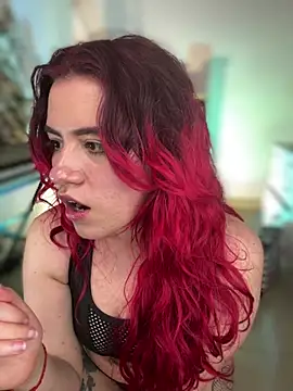 NikkiNix webcam