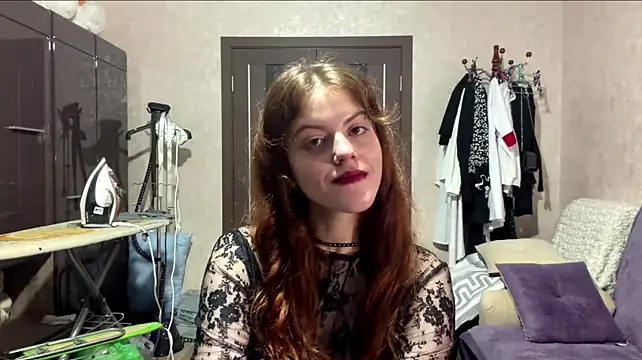 BuzzingRaid live cam on StripChat