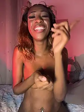 Nina_Velveta