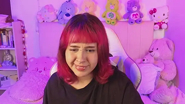 NekoWaifu live cam on StripChat