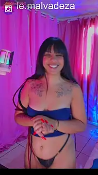 LeonaMalvadeza live cam on StripChat