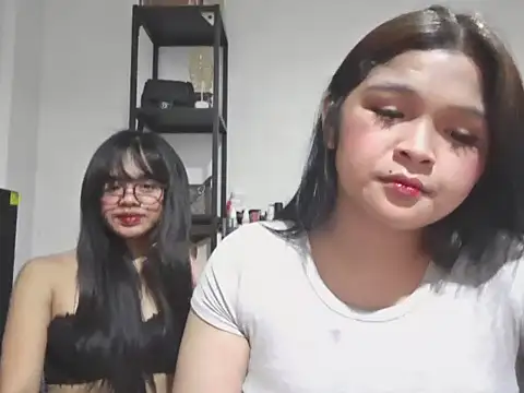 AsianPinayBigBusty webcam