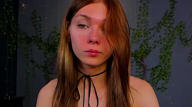Iveniea - Trans webcam sex chat