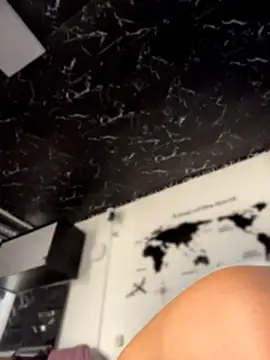 Isabella-Teen live cam on StripChat