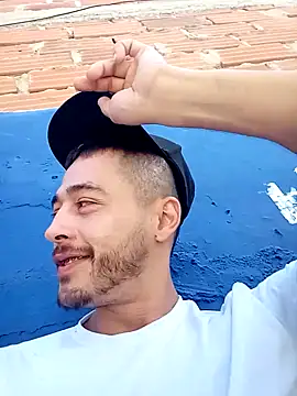 Damiam_23 webcam