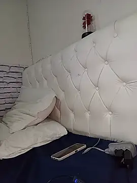 -Tasha- live cam on StripChat