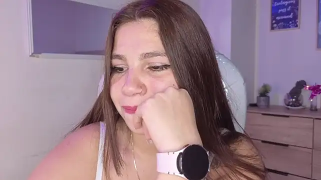 bluee_hazell live cam on StripChat