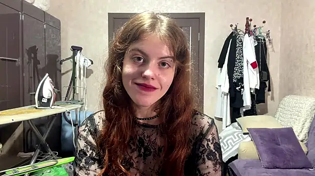 BuzzingRaid live cam on StripChat