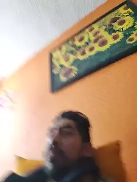 MexaCamGuy live cam on StripChat