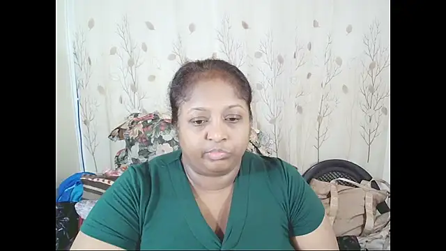 Indiantasha live cam on StripChat