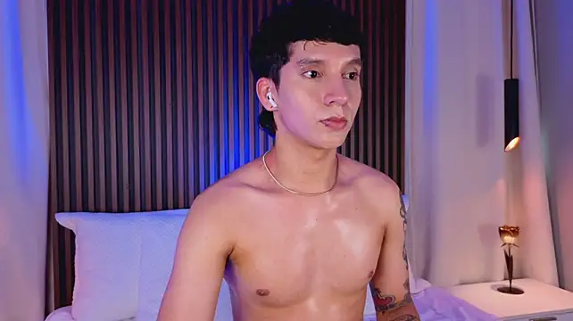 JacoboSwam live cam on StripChat