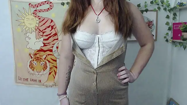 VeryVeryVeryShy_ live cam on StripChat