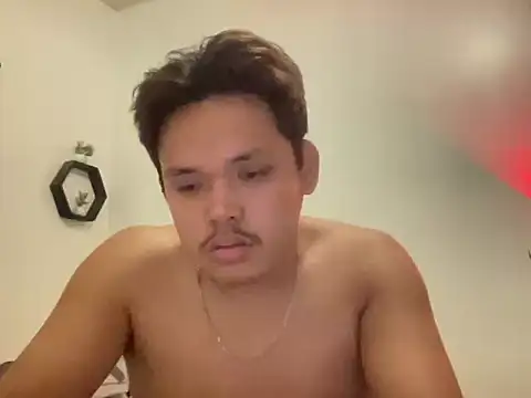chris_oncam live cam on StripChat