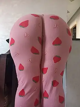 lily_sx live room snapshot on Stripchat