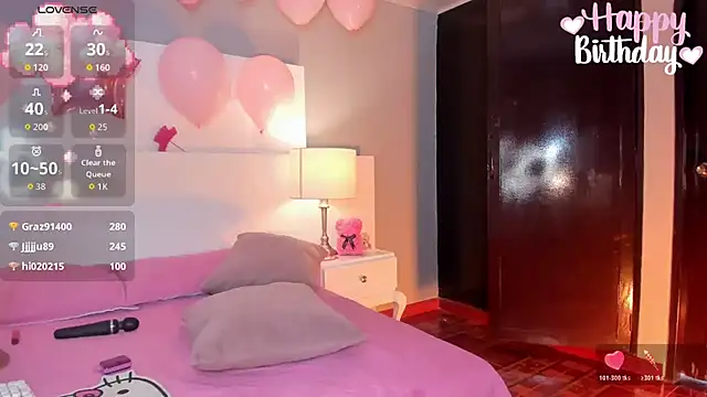 Emily_robertss1 live cam on StripChat