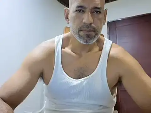 jackbigcock11 live cam on StripChat