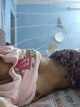 124pakhi webcam