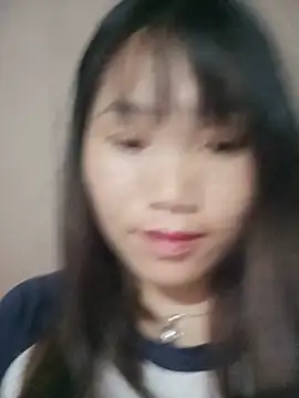 lylaanhmin live cam on StripChat