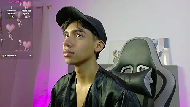 Eros_Lux live cam on StripChat