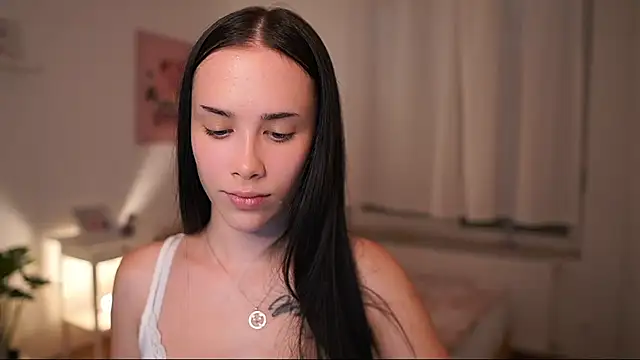 MagenRain live cam on StripChat